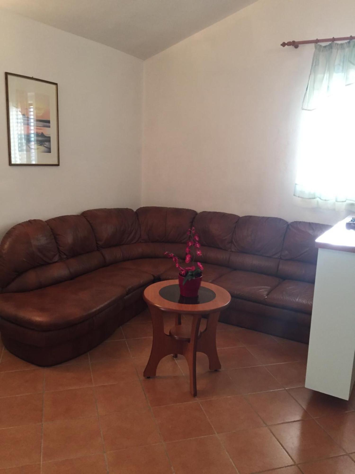 Apartments Anka Nin Bagian luar foto